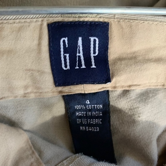 Gap khakis sz4 - Picture 5 of 5